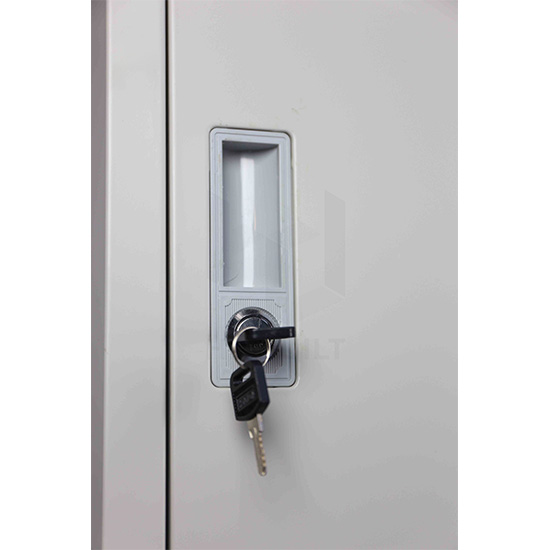 Single Row Four Door Locker