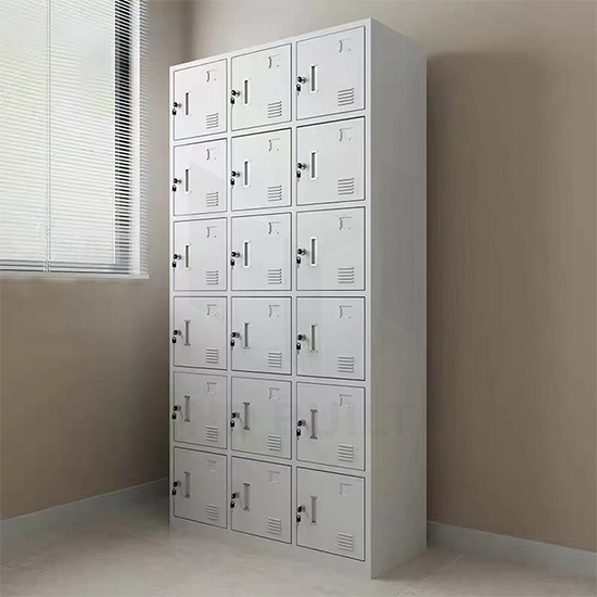 18 Door Locker